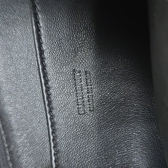 BURBERRY Ink Blue Removable Zipper Pocket Vinyl Visor Logo NWT - Picture 16 of 16